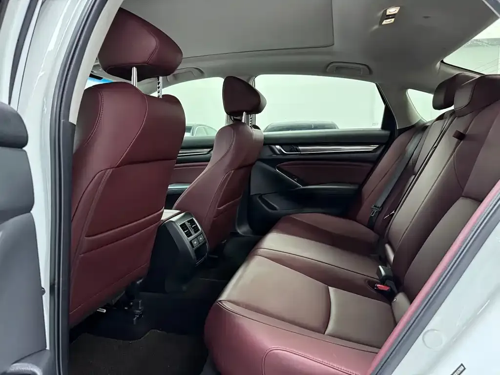 Honda Accord 2022 из CN, фото 3