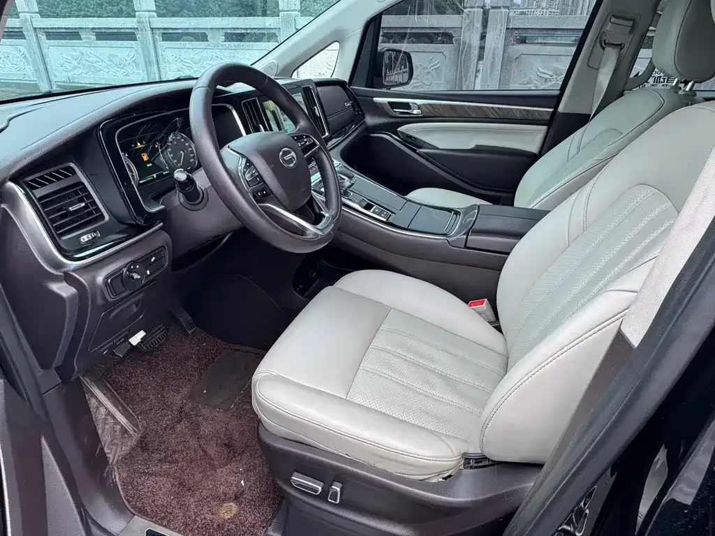 GAC Motor Trumpchi M8 — фото 2