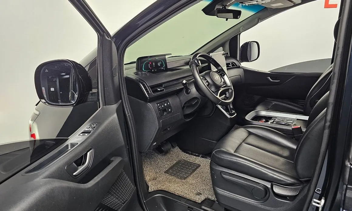 Hyundai Staria 2025 из KR, фото 9