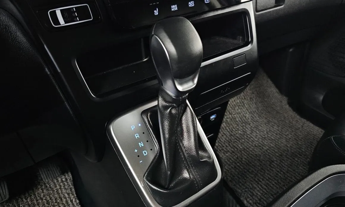 Hyundai Staria 2025 из KR, фото 4