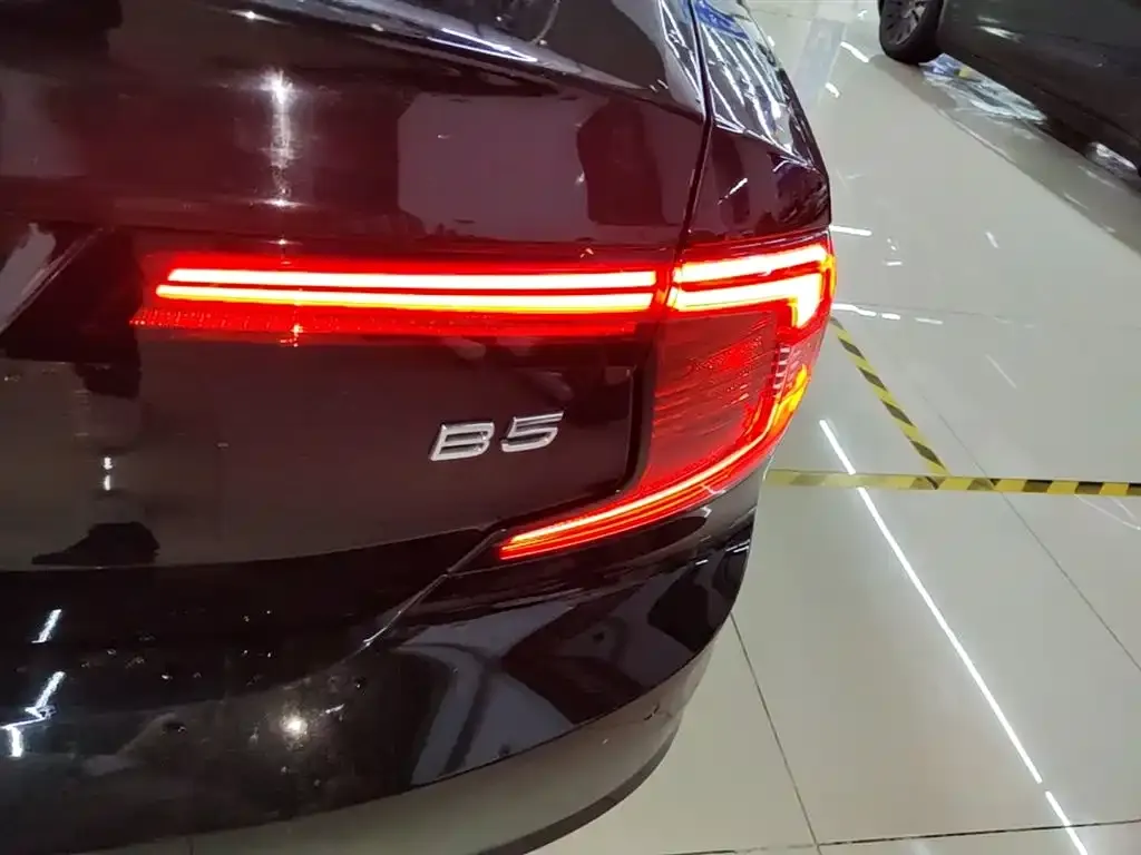 Volvo S90 — фото 4