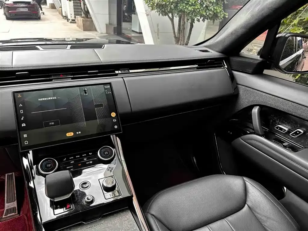 Land Rover Sport — фото 9