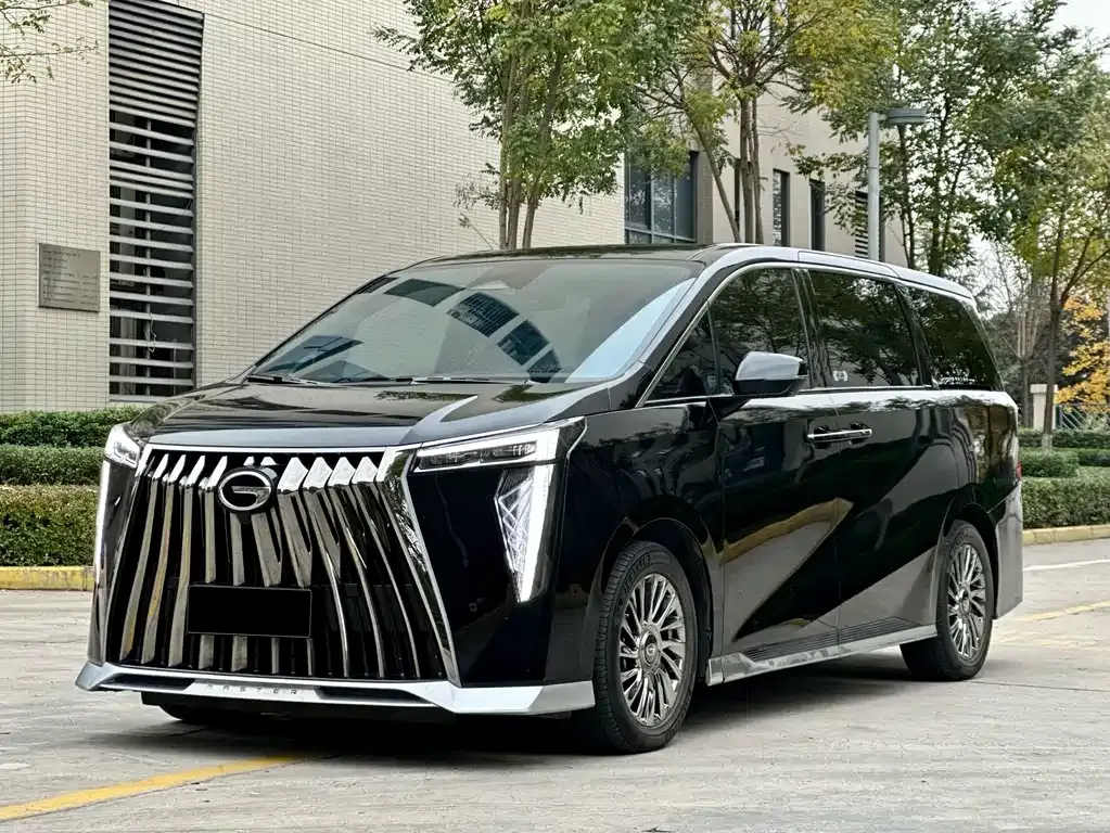 GAC Motor Trumpchi M8 — фото 1