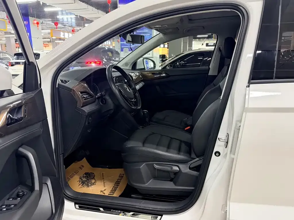 Volkswagen Tharu 2022 из CN, фото 8