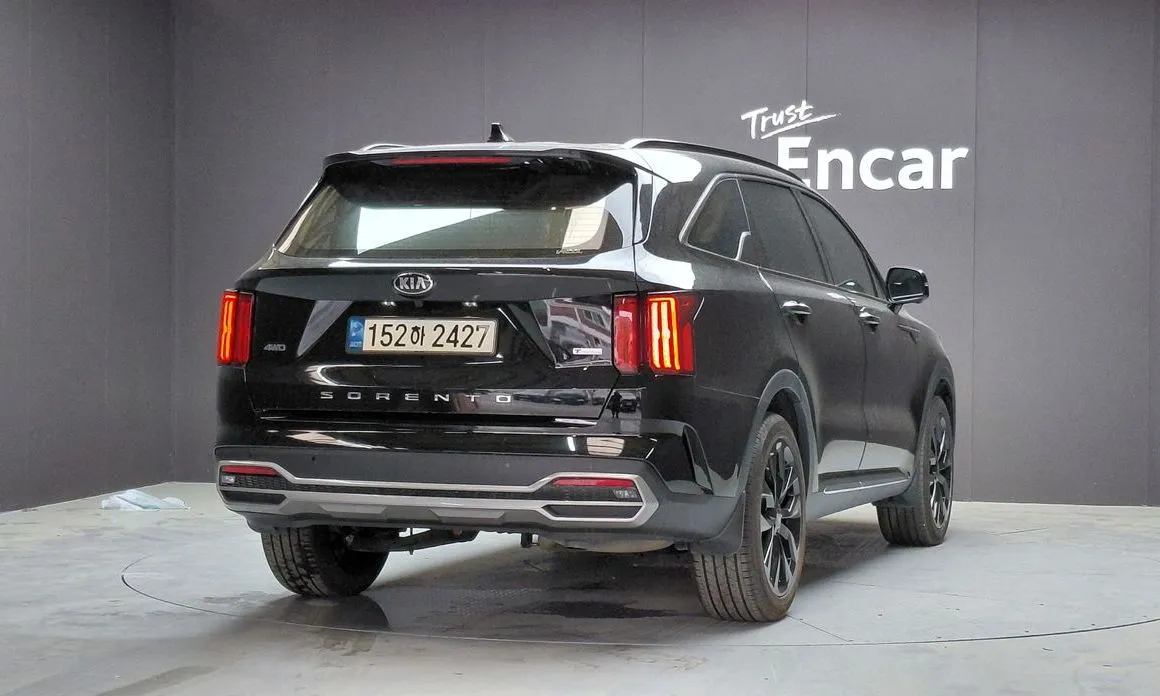 Kia Sorento — фото 9