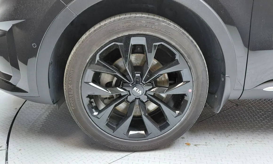 Kia Sorento — фото 3