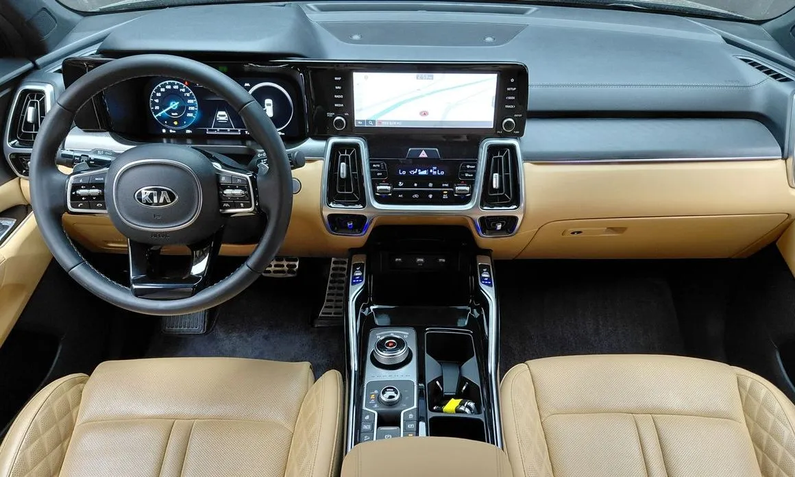 Kia Sorento — фото 10