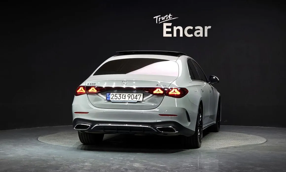 Mercedes-Benz E-Class 2024 из KR, фото 3