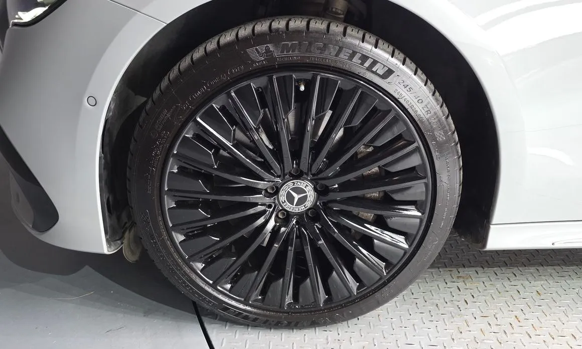 Mercedes-Benz E-Class 2024 из KR, фото 8