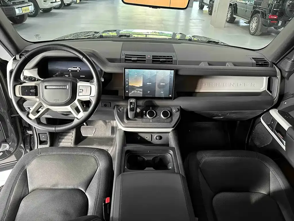 Land Rover Defender 2023 из CN, фото 9