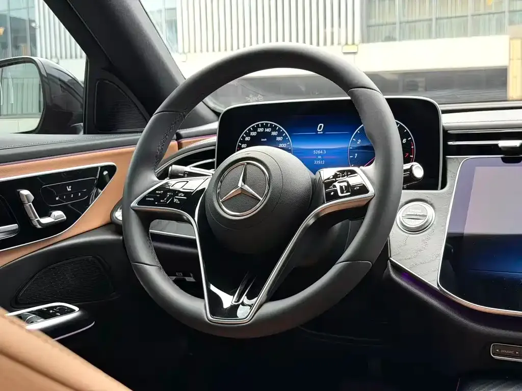 Mercedes-Benz E-Class (Import) — фото 3
