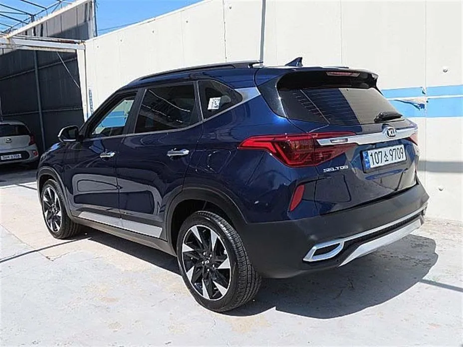 Kia Seltos 2021 из KR, фото 2
