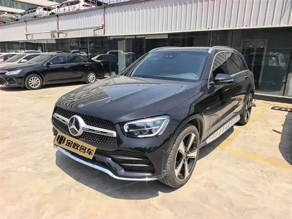Mercedes-Benz GLC — фото 1