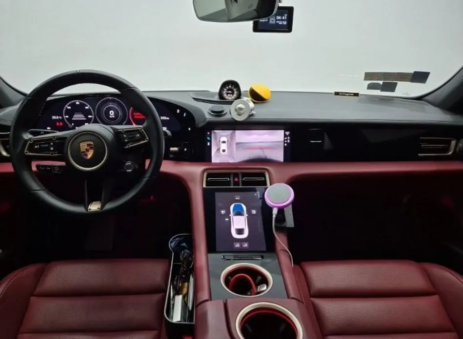 Porsche Taycan 2022 из KR, фото 2