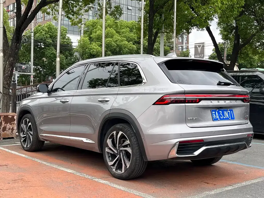 Geely Xingyue L — фото 6