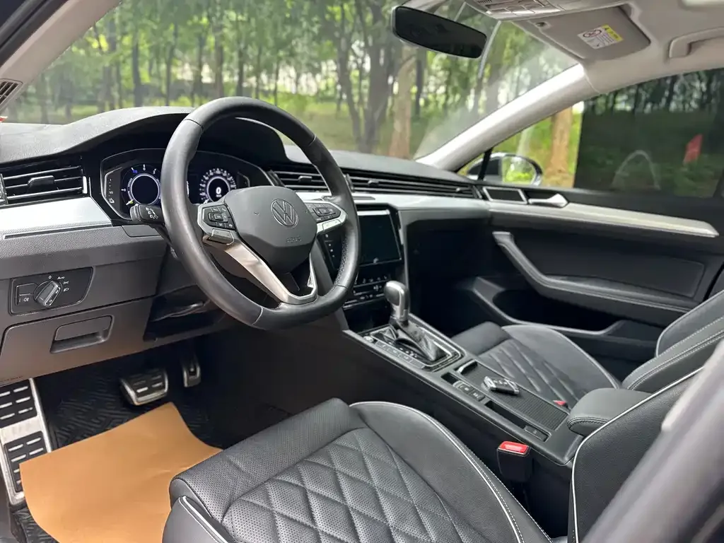 Volkswagen Magotan GTE PHEV 2024 из CN, фото 6
