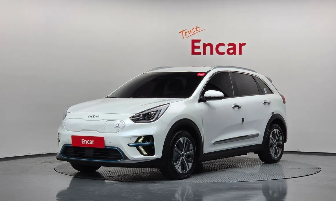 Kia Niro — фото 1