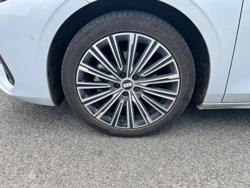 Geely 银河A7 EM — фото 10