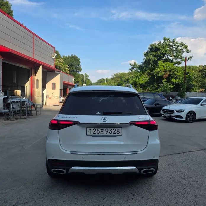 Mercedes-Benz GLE-Class — фото 10
