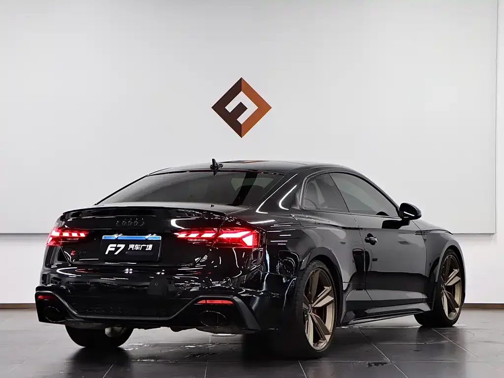Audi RS 5 — фото 7