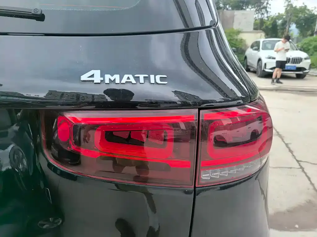 Mercedes-Benz GLB 2023 из CN, фото 2