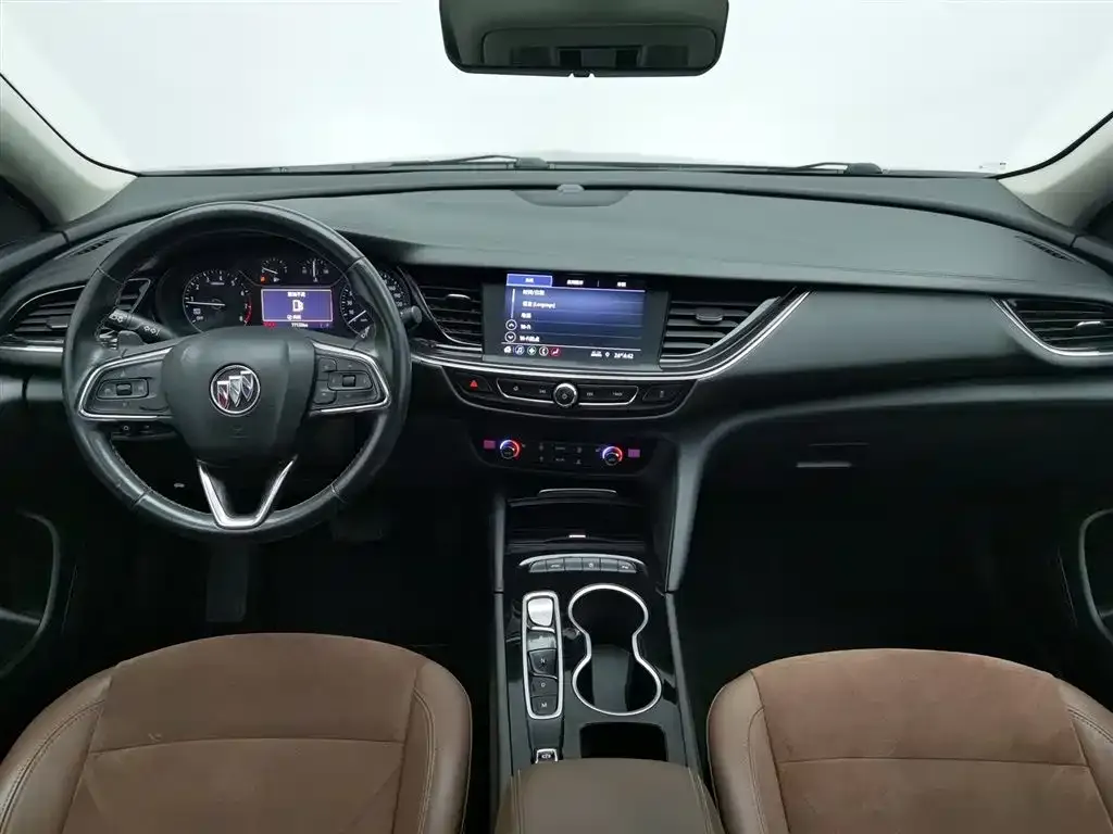 Buick Regal — фото 5