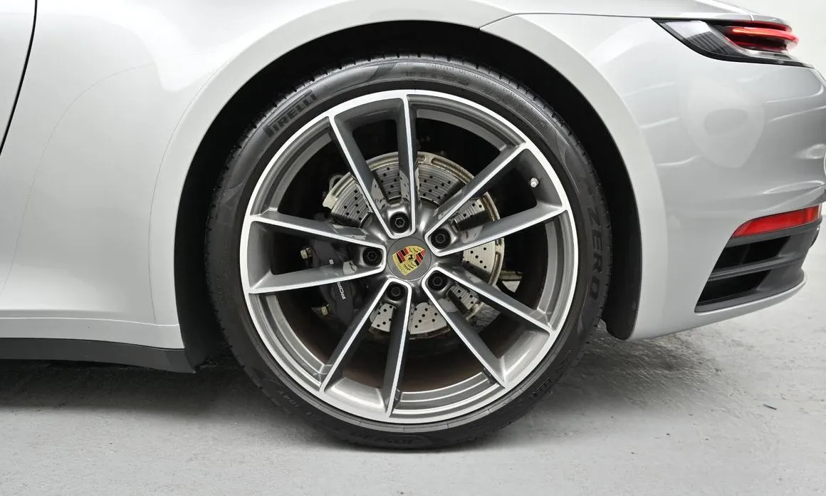 Porsche 911 2024 из KR, фото 9