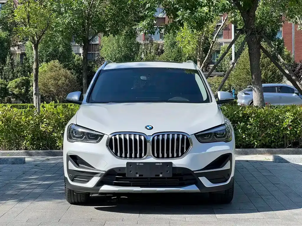 BMW X1 — фото 3