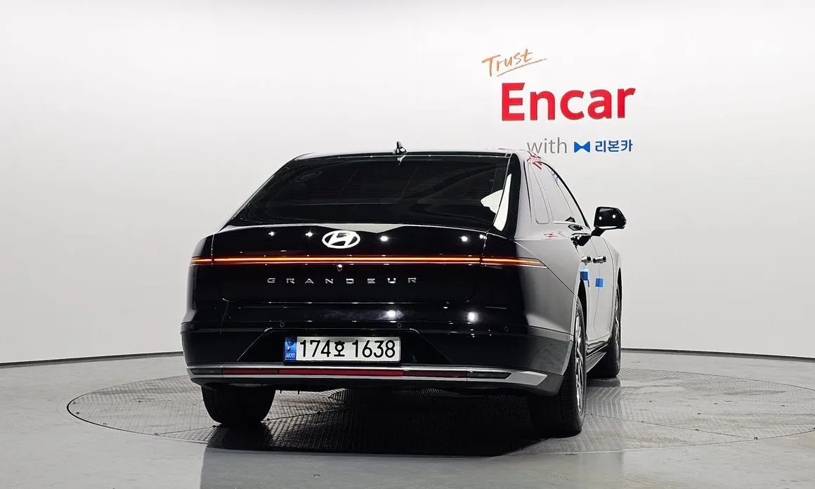 Hyundai Grandeur 2023 из KR, фото 3