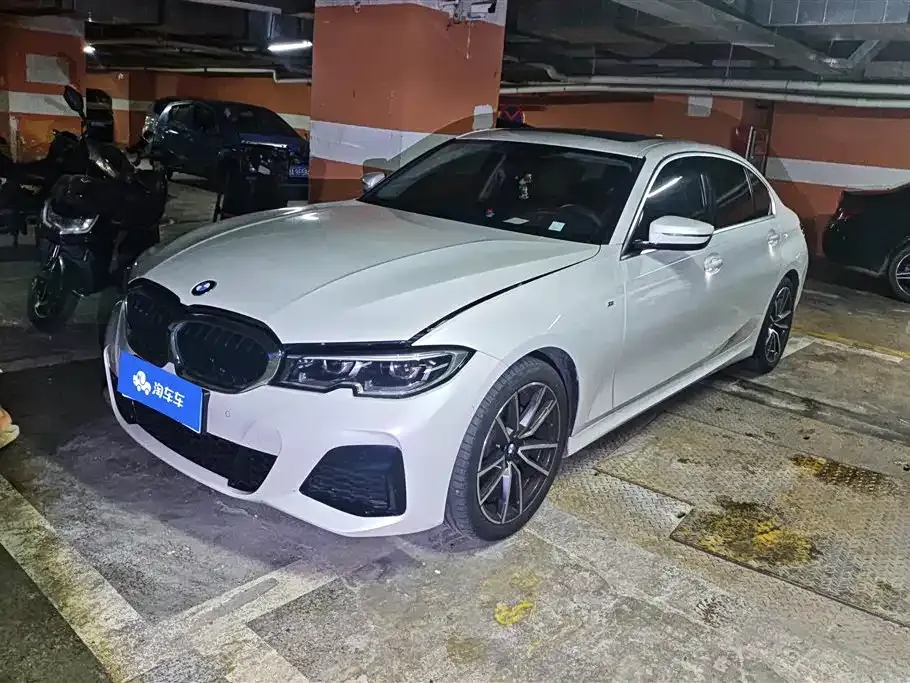 BMW 3 Series 2021 из CN, фото 1