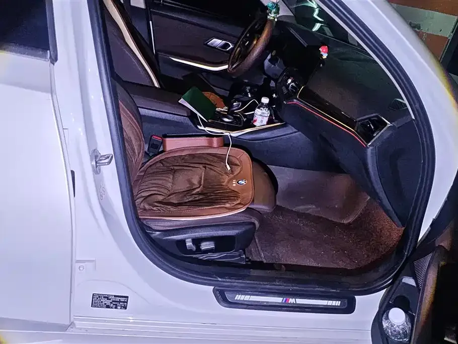 BMW 3 Series 2021 из CN, фото 2
