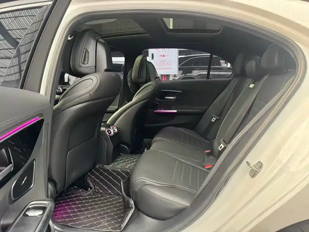 Mercedes-Benz C-Class 2024 из CN, фото 4