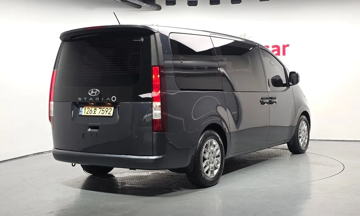 Hyundai Staria 2022 из KR, фото 3