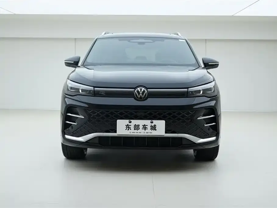 Volkswagen Tiguan L — фото 5
