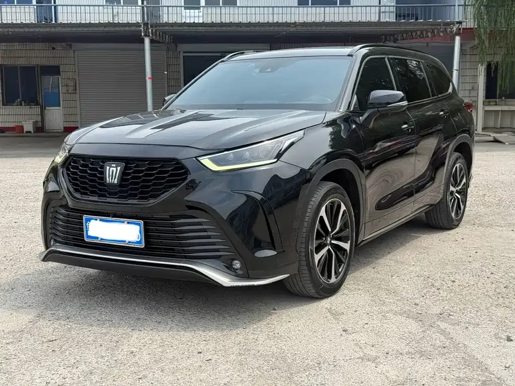 Toyota Crown Kluger
