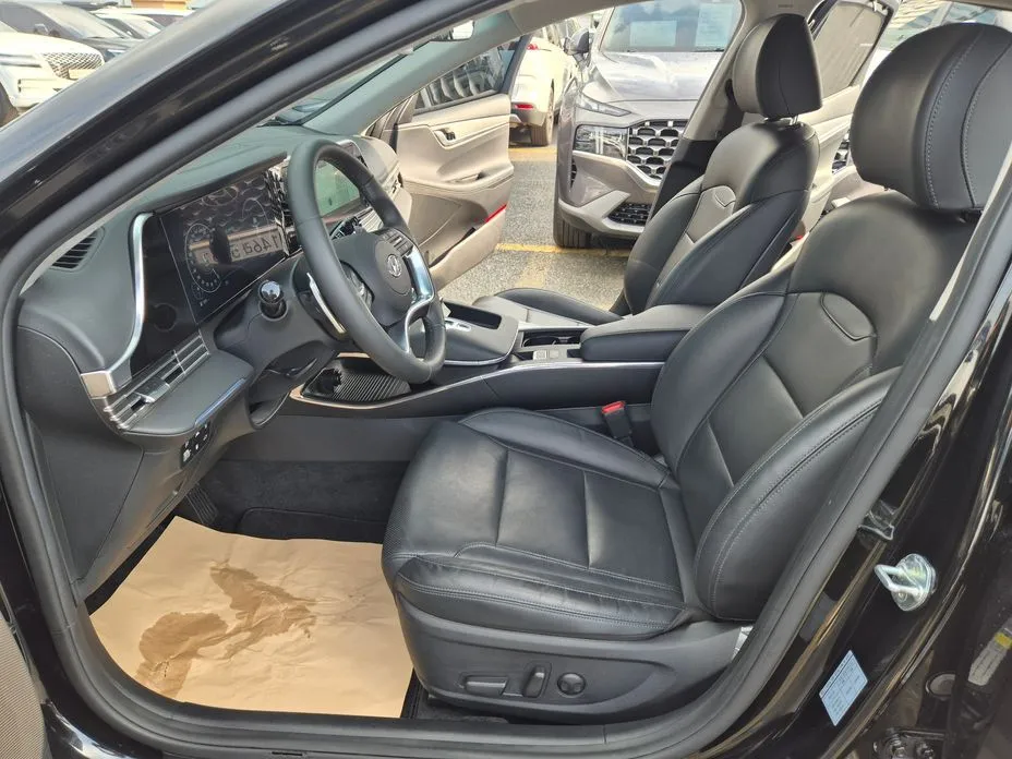 Hyundai Grandeur 2023 из KR, фото 4