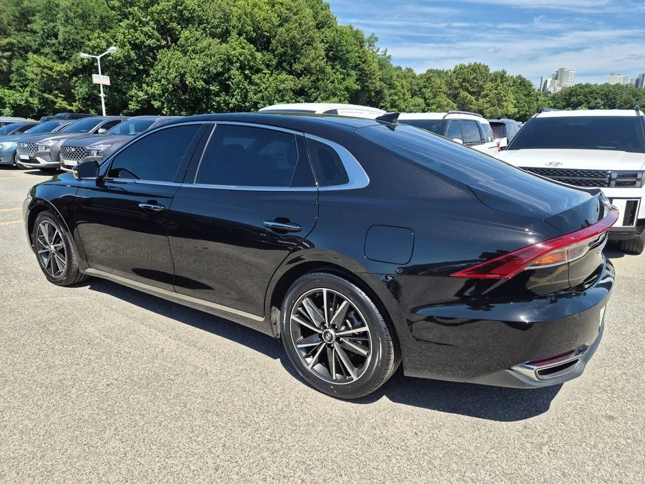 Hyundai Grandeur 2023 из KR, фото 9