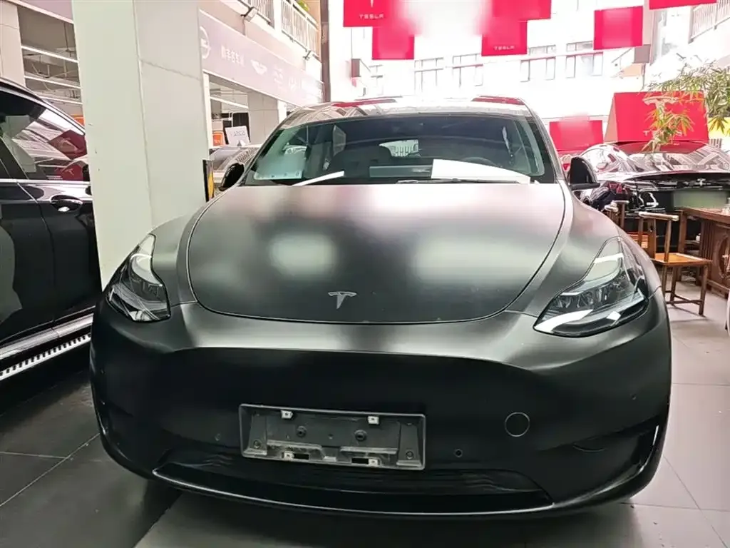 Tesla Model Y — фото 9