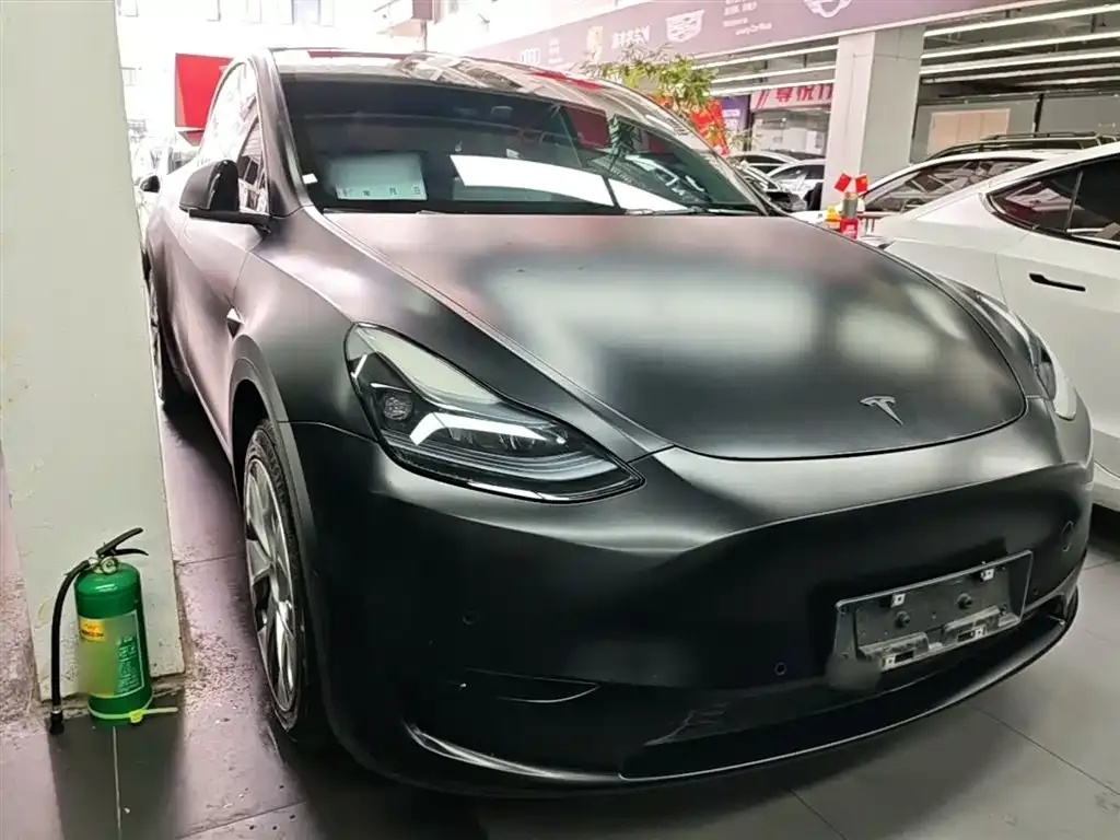 Tesla Model Y — фото 8