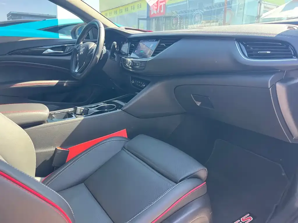 Buick Regal — фото 7