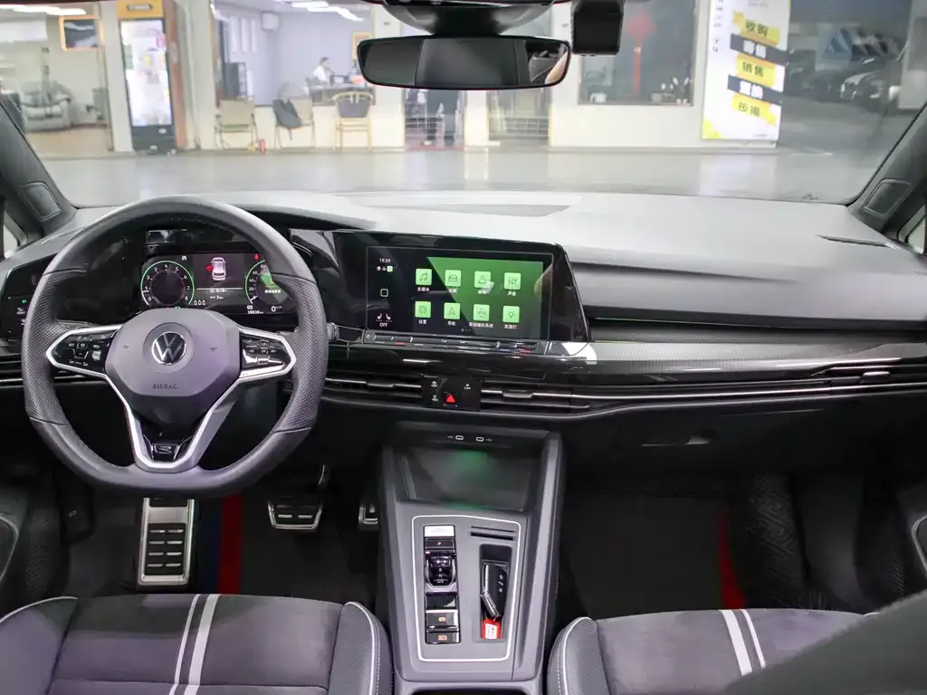 Volkswagen Golf 2021 из CN, фото 7