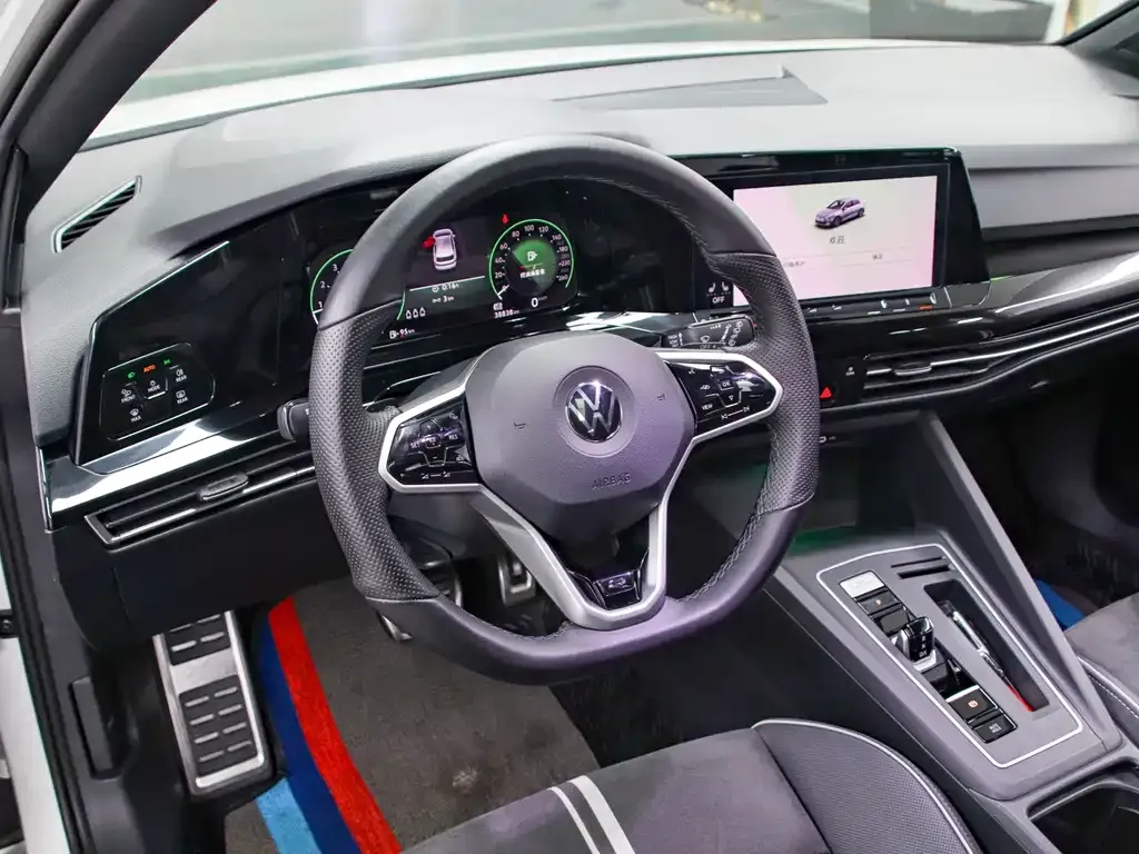Volkswagen Golf 2021 из CN, фото 5