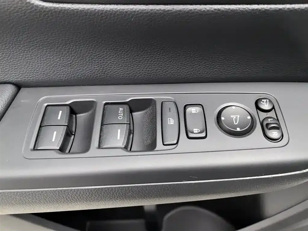 Honda Breeze 2024 из CN, фото 10
