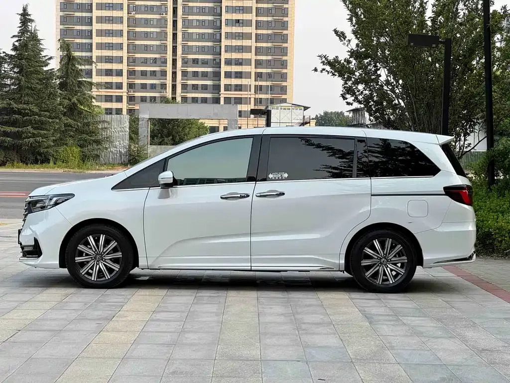 Honda Odyssey 2024 из CN, фото 5