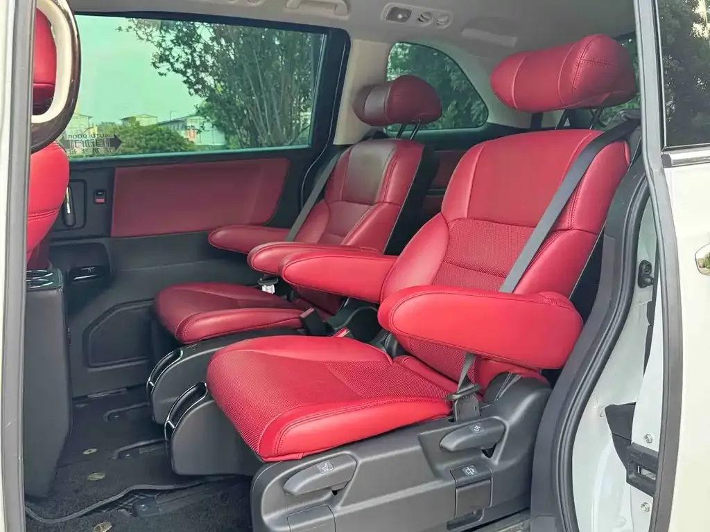 Honda Odyssey 2024 из CN, фото 3