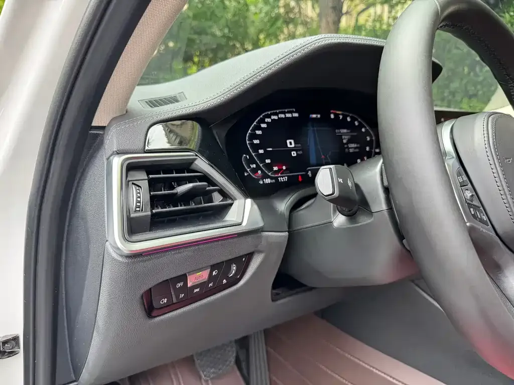 BMW 3 Series 2022 из CN, фото 8