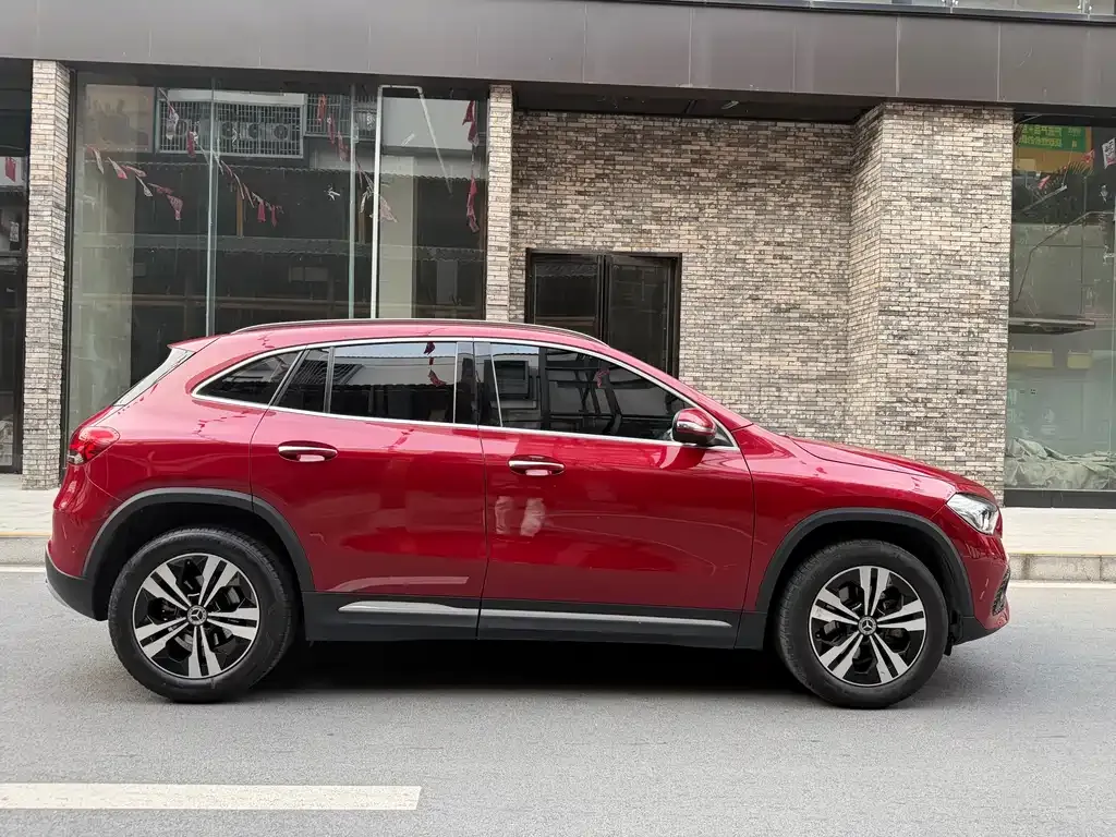 Mercedes-Benz GLA — фото 5