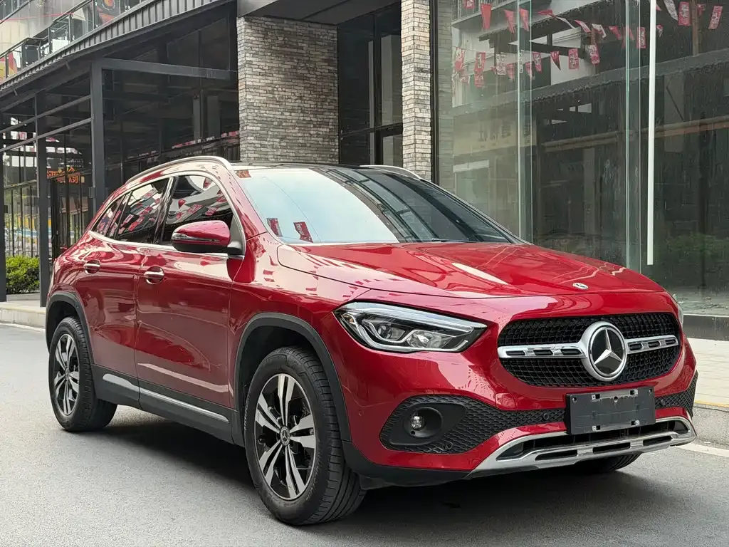 Mercedes-Benz GLA — фото 7