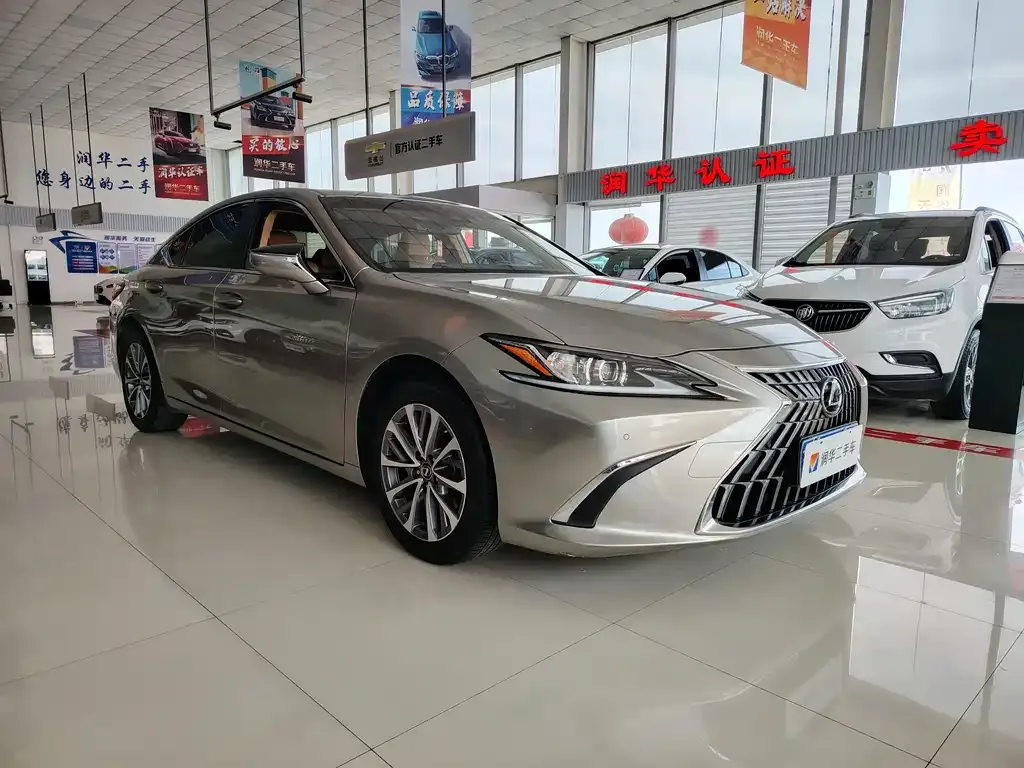 Lexus ES 2023 из CN, фото 7