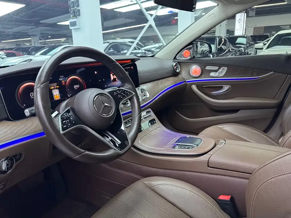 Mercedes-Benz E-Class 2022 из CN, фото 10
